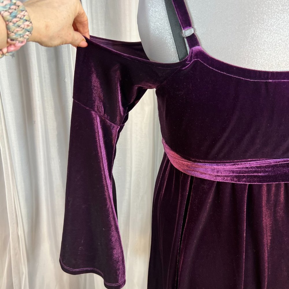 torrid Purple Velvet Cold-Shoulder Maxi Dress - Picture 8 of 12